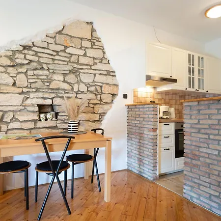 Apartment App With Arena Amphitheatre Arena Nearby *