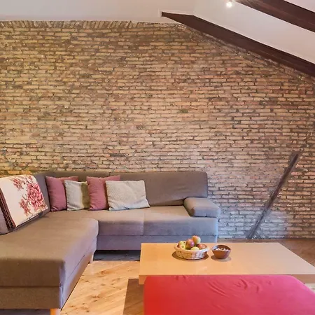 Apartment App With Arena Amphitheatre Arena Nearby
