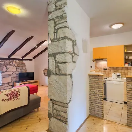 Apartment App With Arena Amphitheatre Arena Nearby