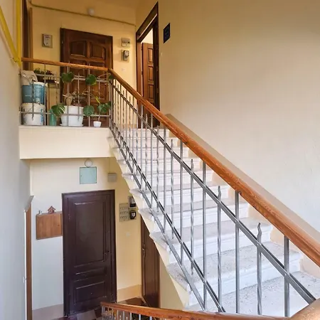 Apartmán App With Arena Amphitheatre Nearby *